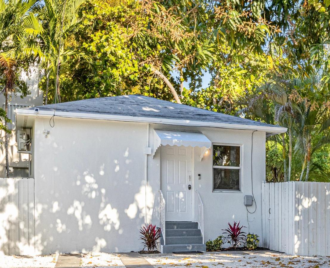 Beautiful Casita With King Bed And Private Patio Close To Calle 8, Mia Airport, Coral Gables Miami Exteriör bild