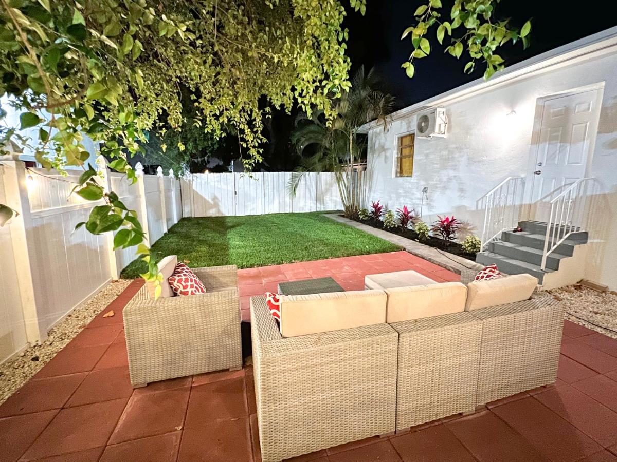 Beautiful Casita With King Bed And Private Patio Close To Calle 8, Mia Airport, Coral Gables Miami Exteriör bild